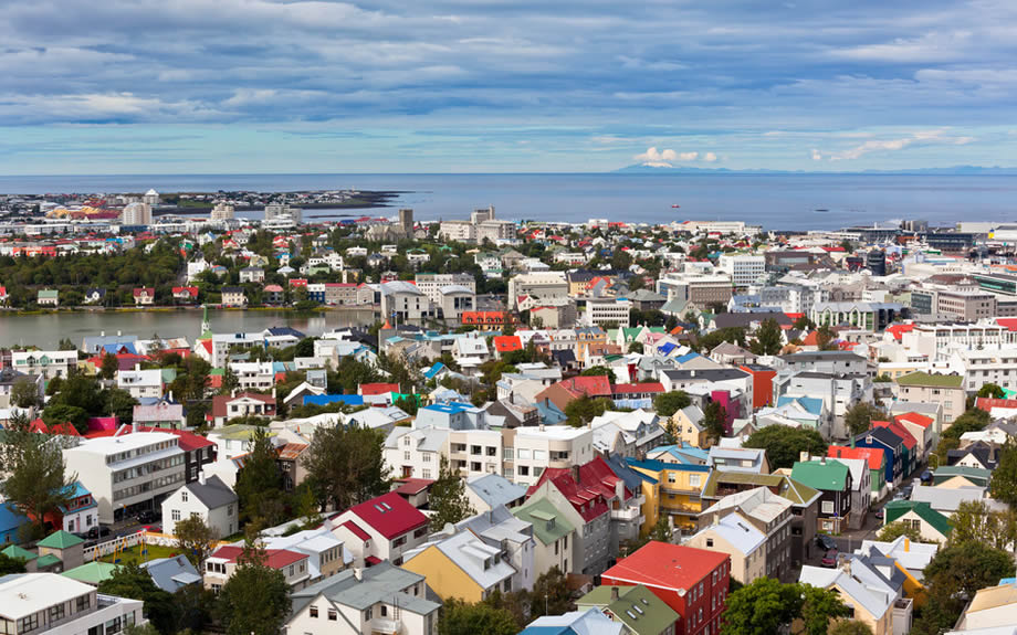 Vista della capitale Reykjavik